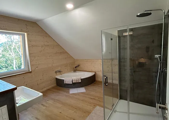 Haselnuss Шляйден